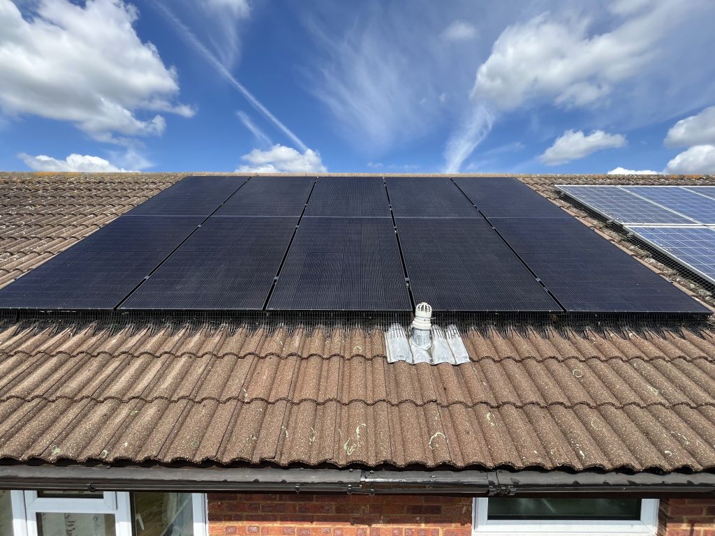 How Can Dirty Solar Panels Affect Energy Efficiency?